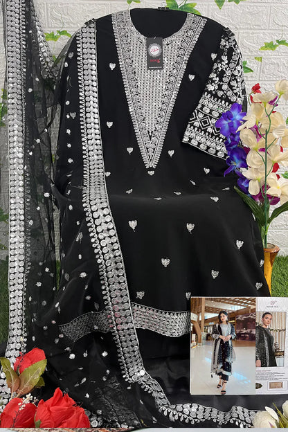 Black Pakistani Salwar Kameez With Heavy Embroidery Dupatta Work