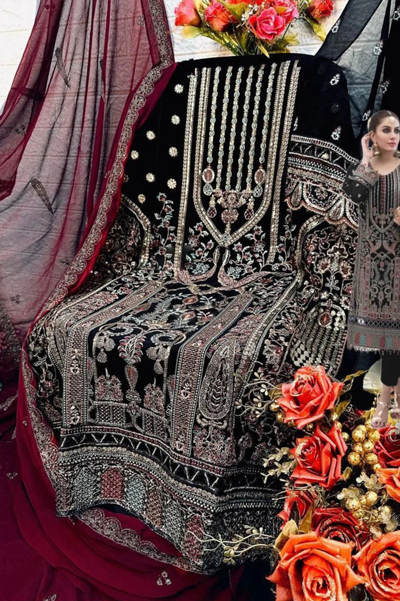 Dark Black Pakistani Salwar Kameez With Heavy Embroidery Dupatta Work